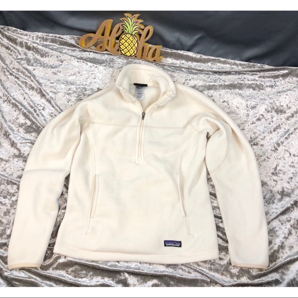 Patagonia Jackets & Blazers - Like new Patagonia pullover